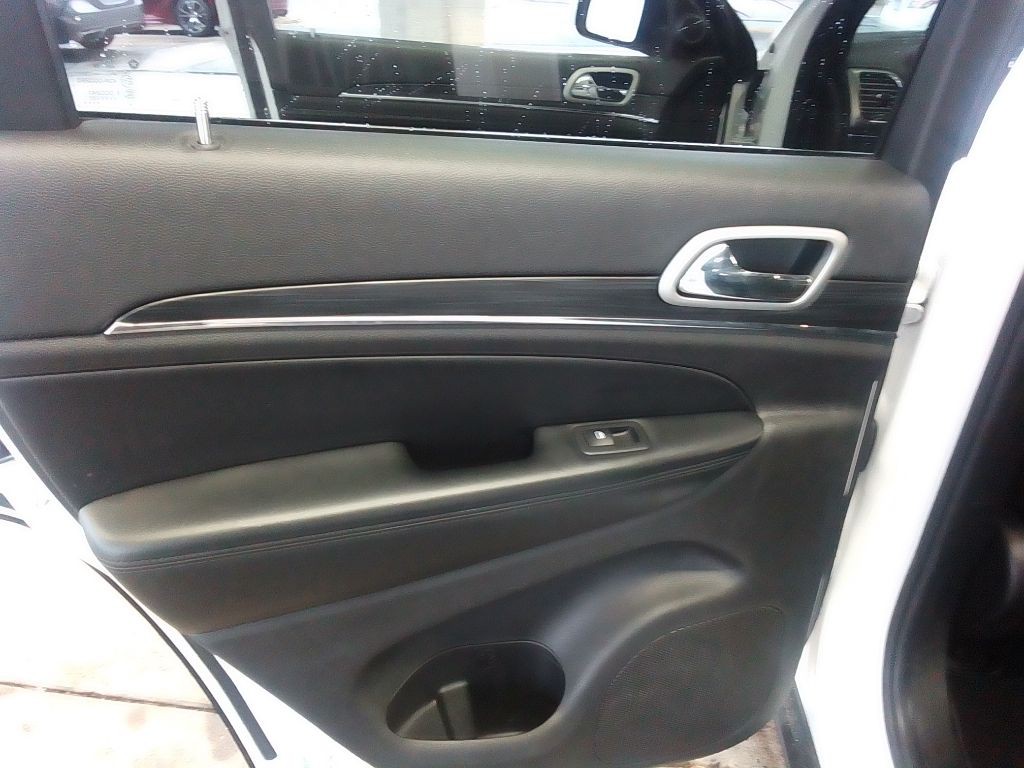 2020 Jeep Grand Cherokee Image 22