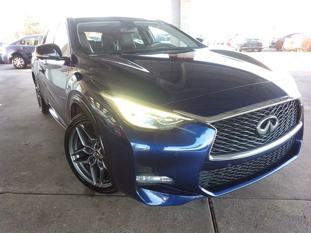 2018 INFINITI QX30 Image 3