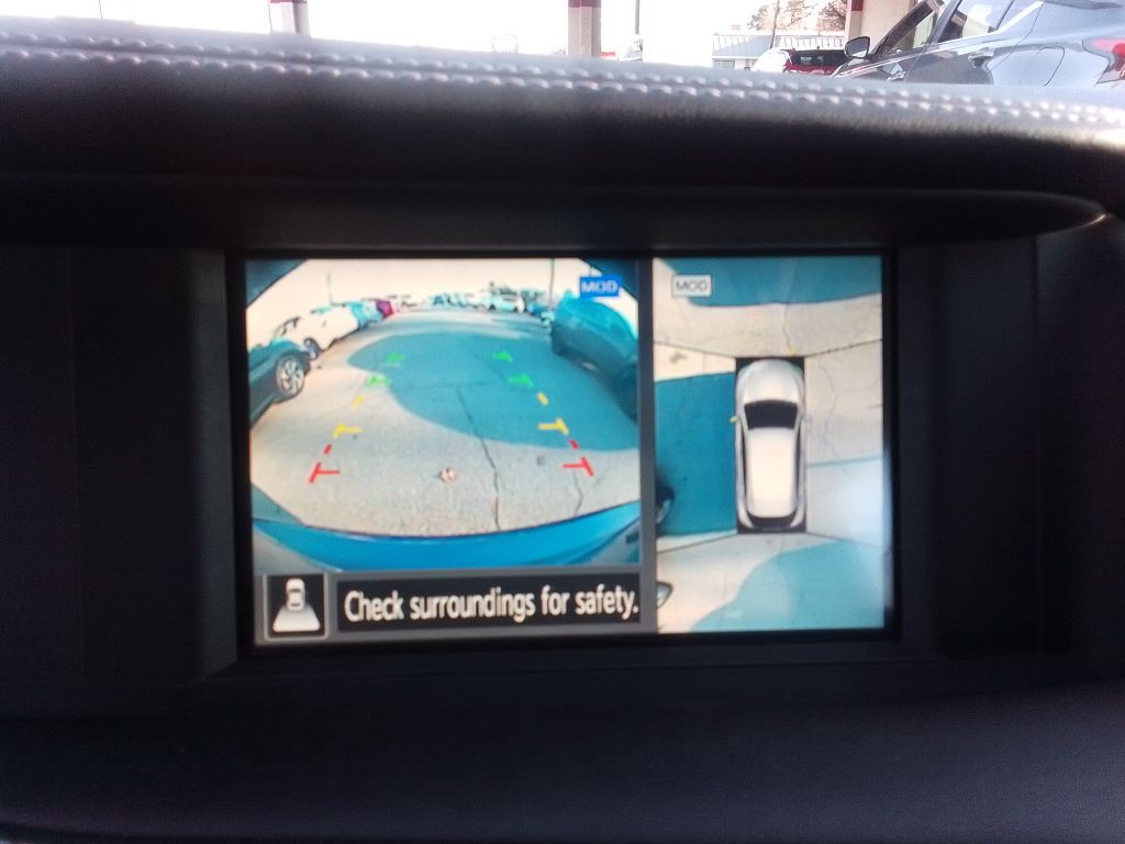 2018 INFINITI QX30 Image 13