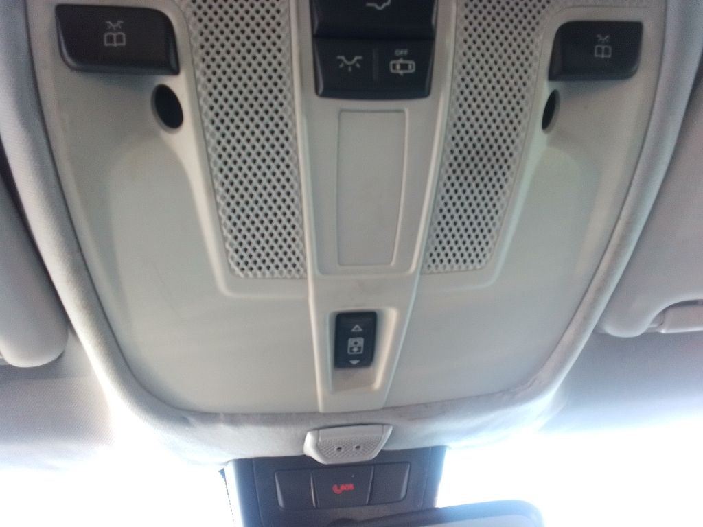 2018 INFINITI QX30 Image 14