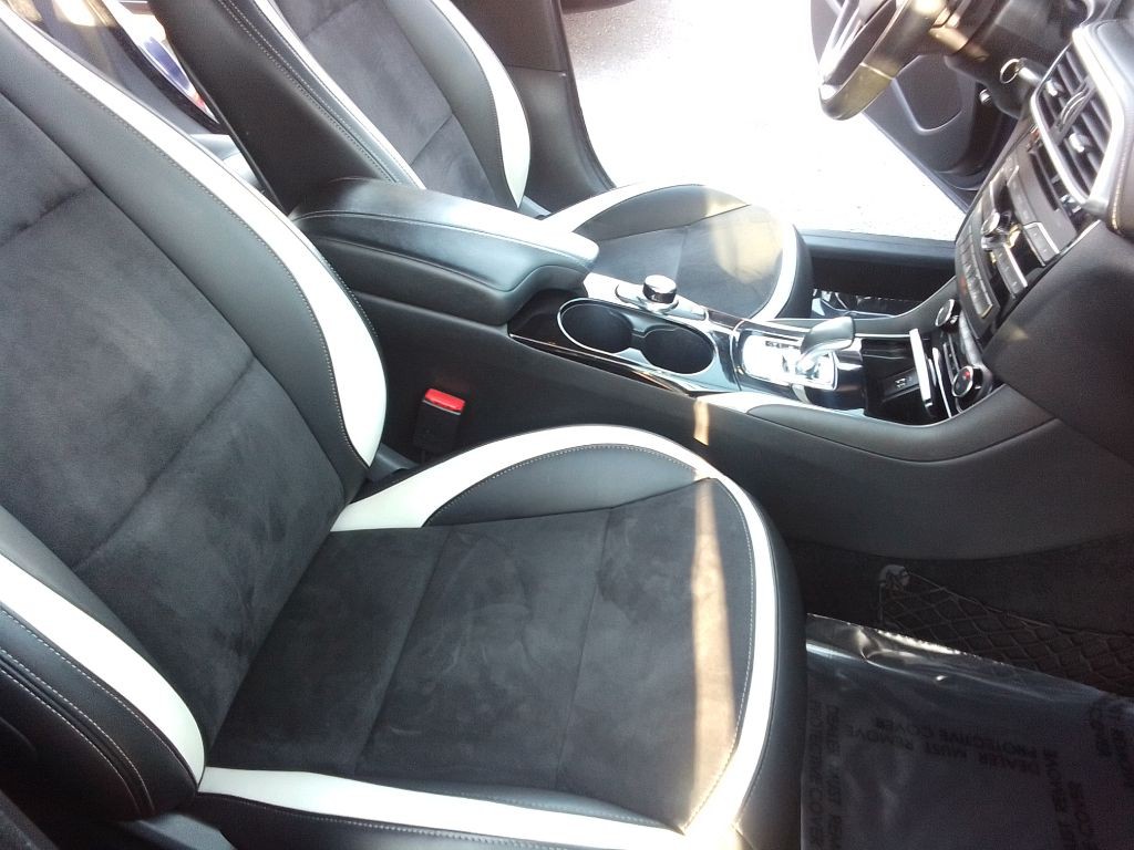 2018 INFINITI QX30 Image 18