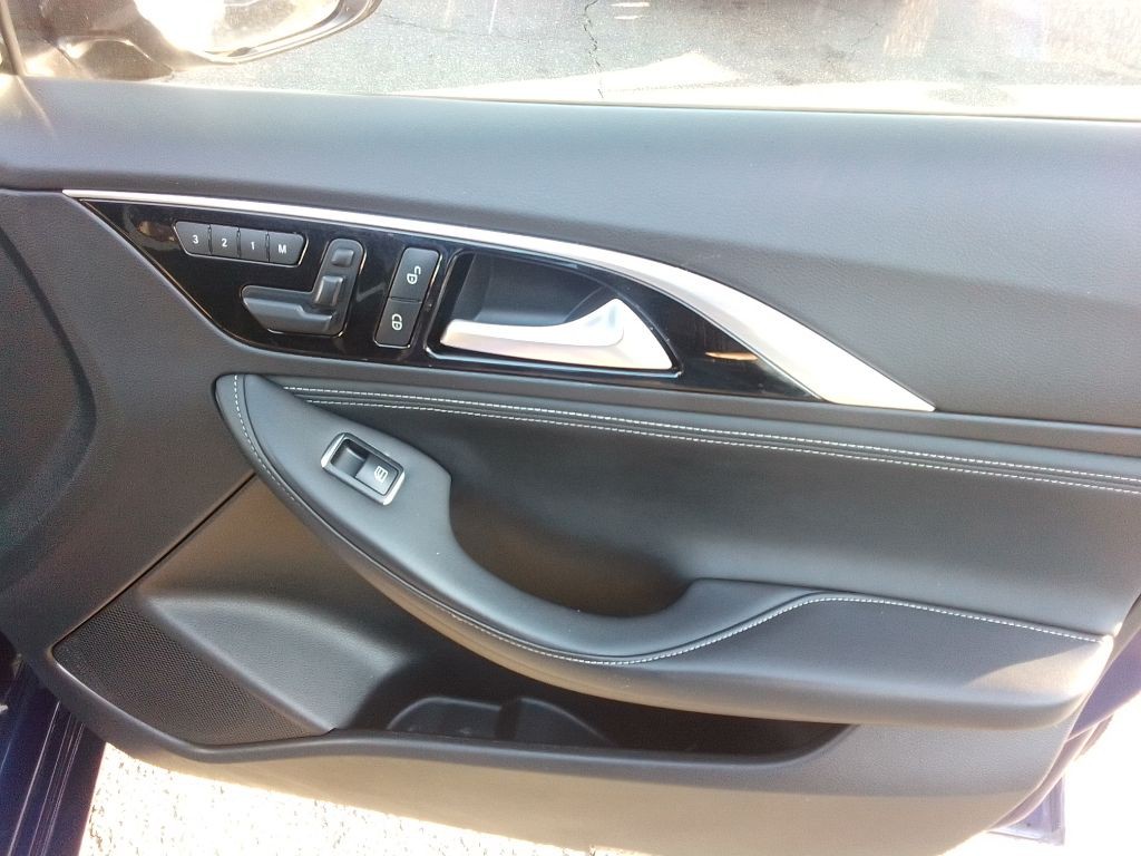 2018 INFINITI QX30 Image 22