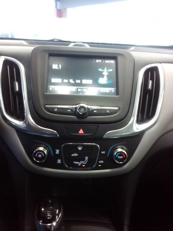 2018 Chevrolet Equinox Image 9