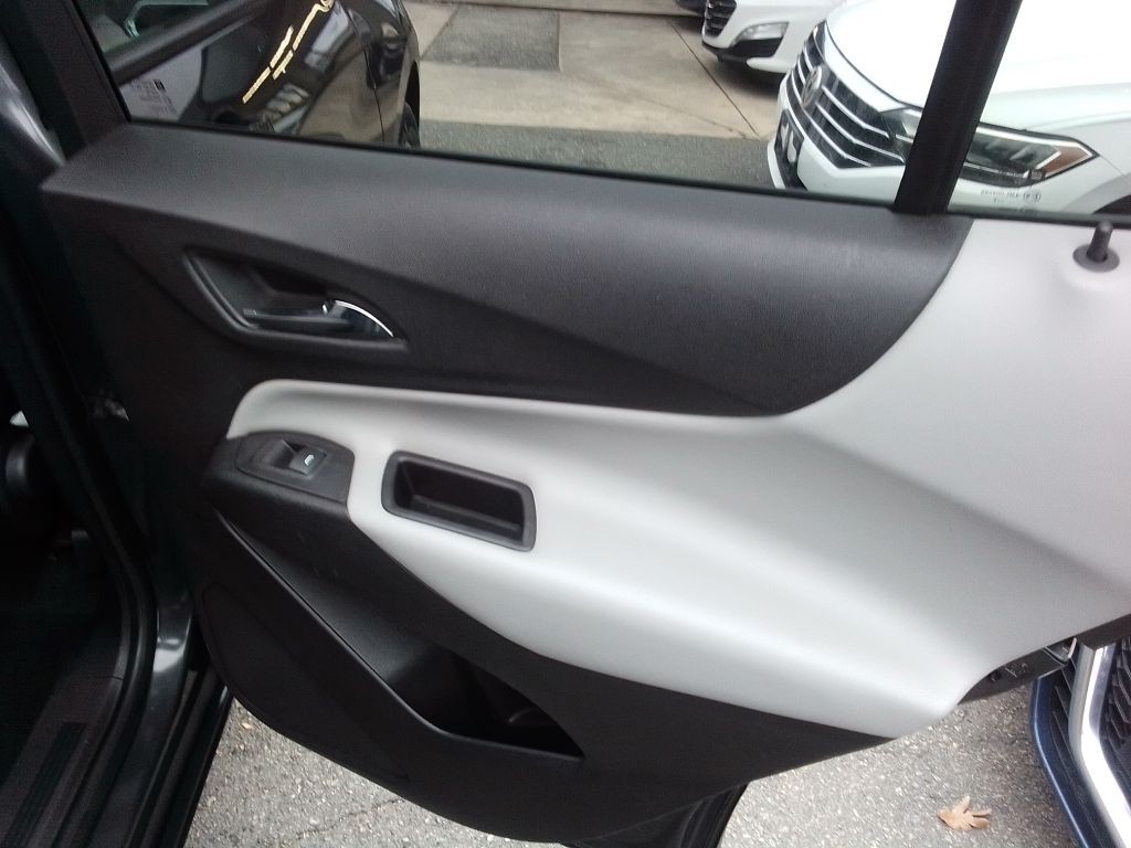 2018 Chevrolet Equinox Image 20