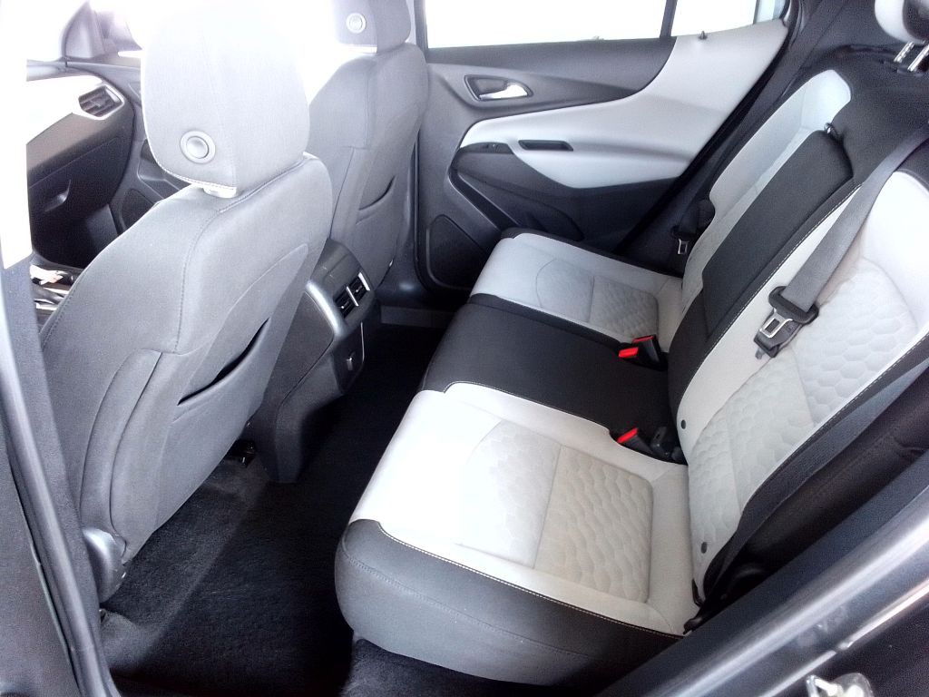 2018 Chevrolet Equinox Image 15