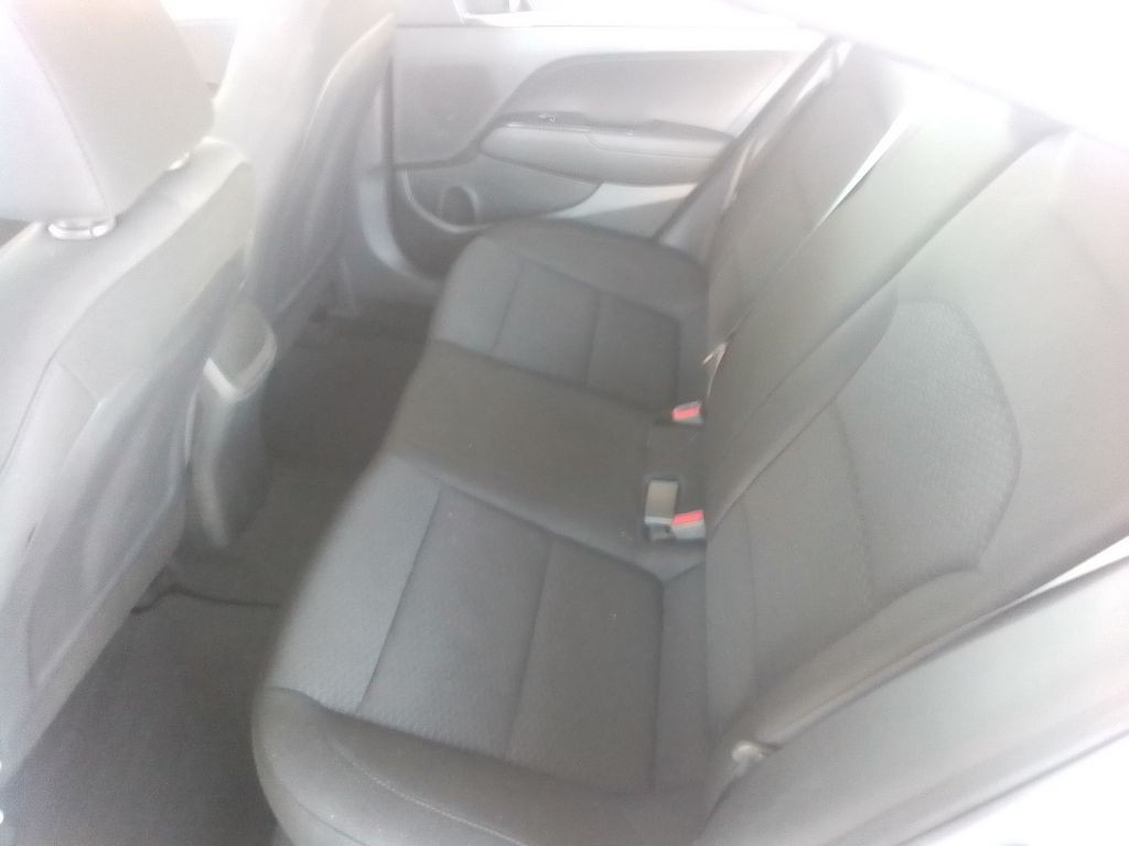 2019 Hyundai Elantra Image 15