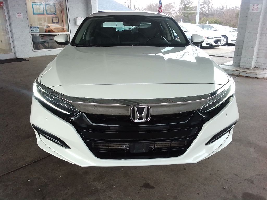 2019 Honda Accord Image 2