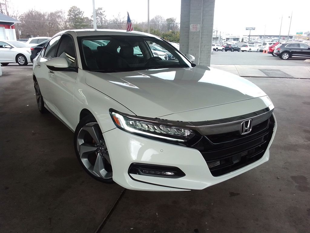 2019 Honda Accord Image 3
