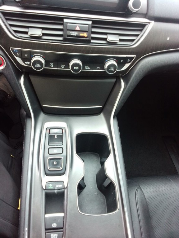 2019 Honda Accord Image 14