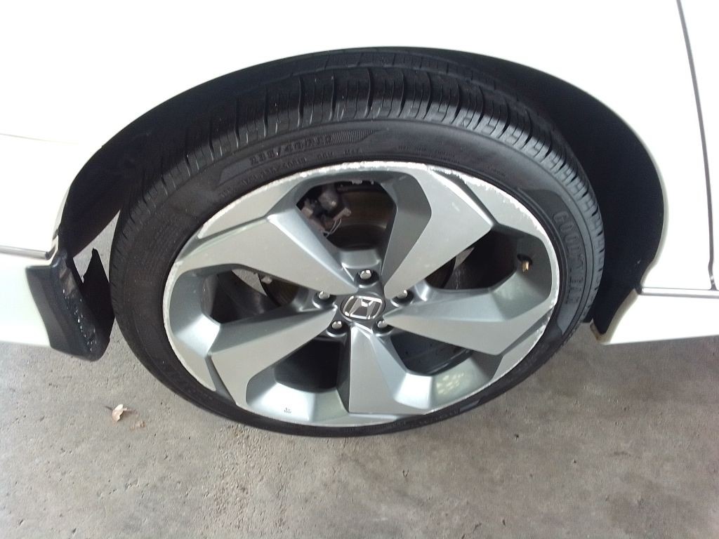 2019 Honda Accord Image 30