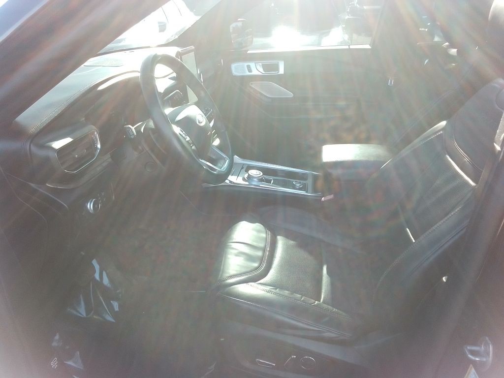 2020 Ford Explorer Image 16