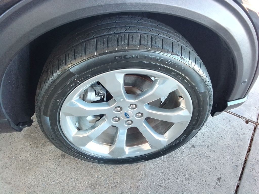 2020 Ford Explorer Image 29