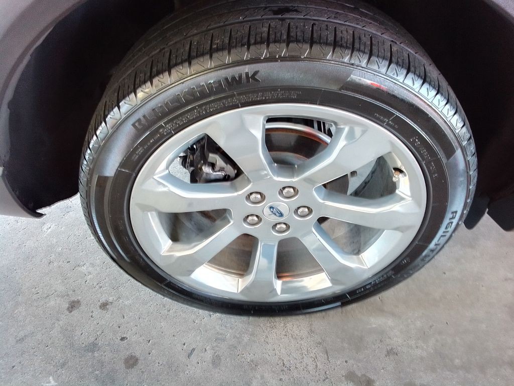 2020 Ford Explorer Image 30