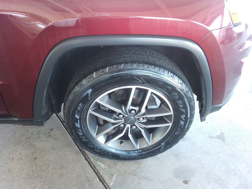 2021 Jeep Grand Cherokee Image 25