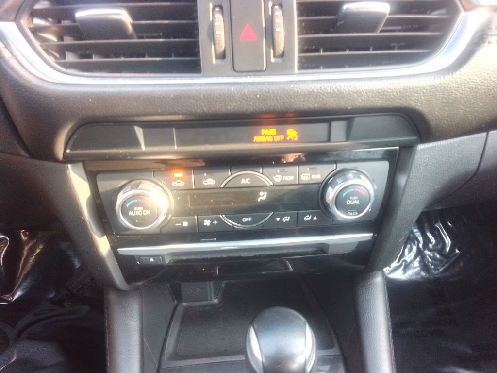 2017 Mazda Mazda6 Image 10