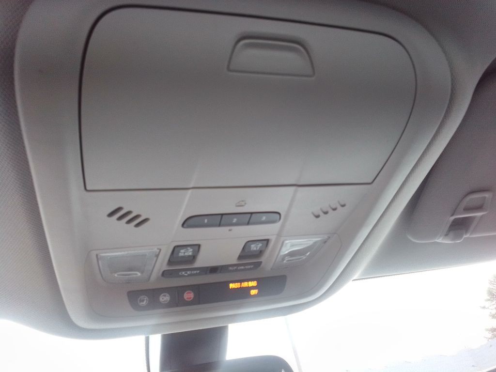 2019 Buick Enclave Image 9