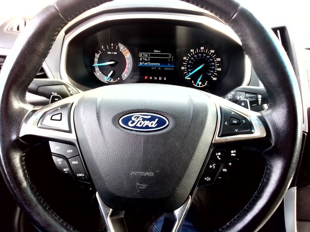 2018 Ford Edge Image 8