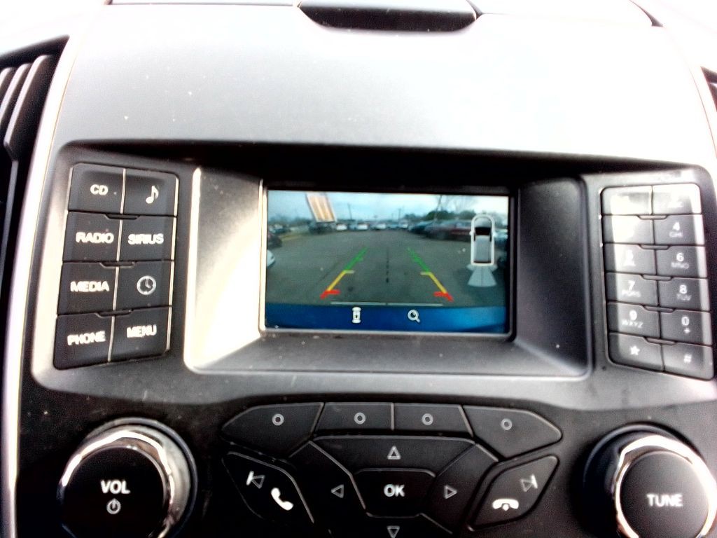 2018 Ford Edge Image 11