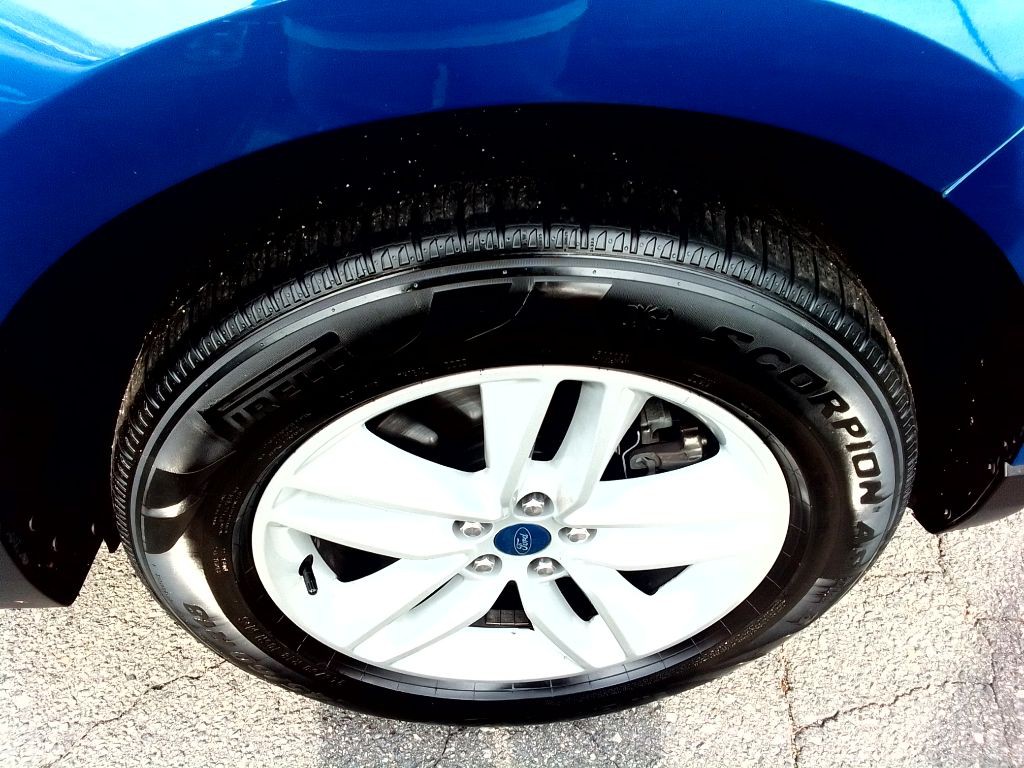 2018 Ford Edge Image 26