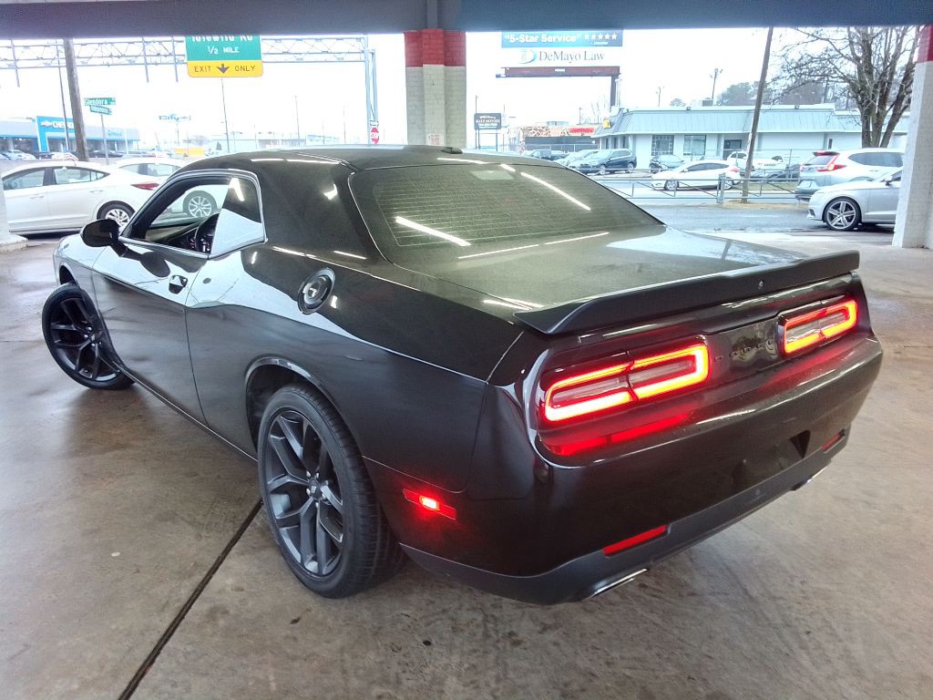 2021 Dodge Challenger Image 4