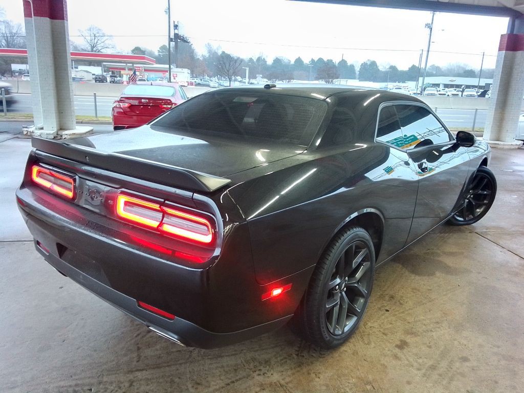 2021 Dodge Challenger Image 5