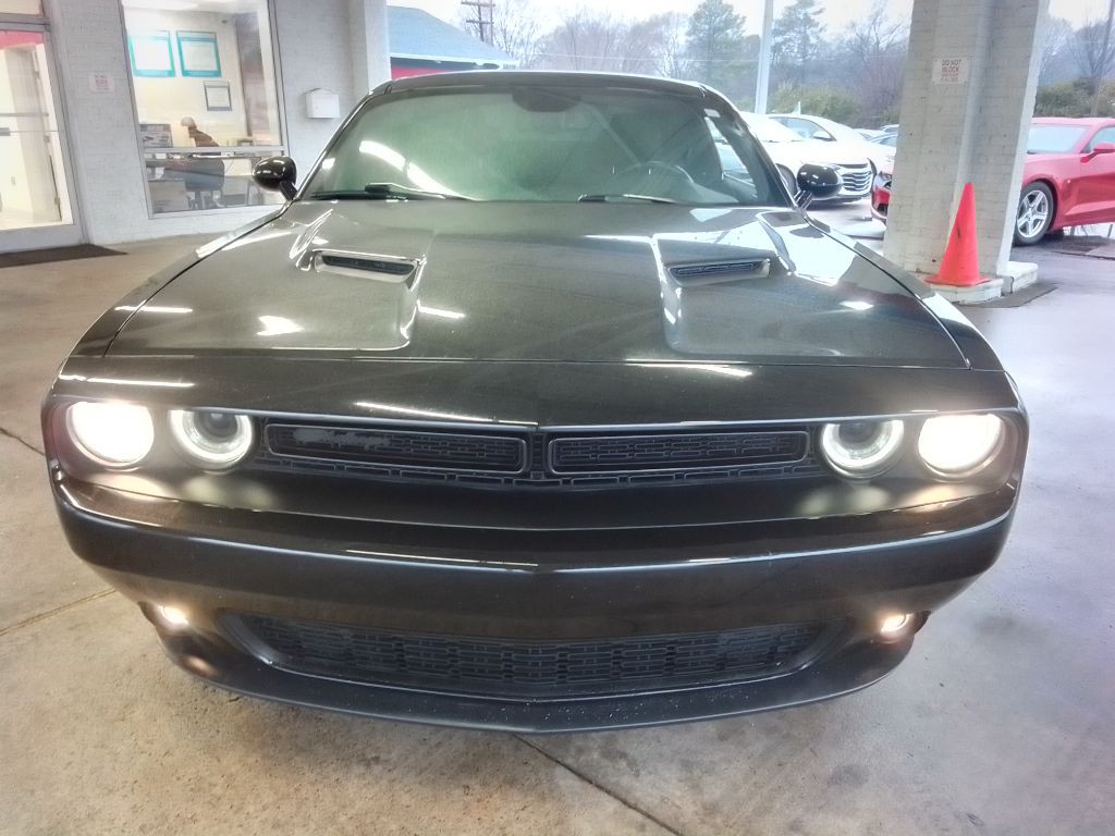2021 Dodge Challenger Image 6