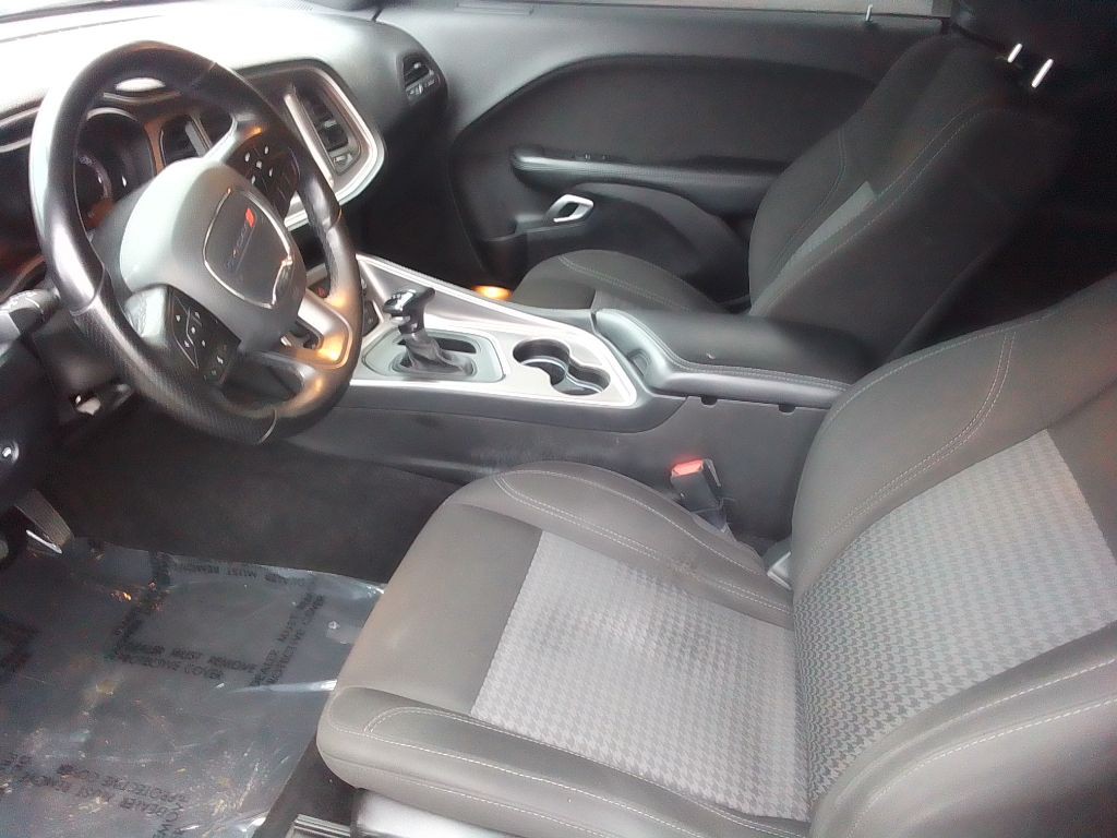 2021 Dodge Challenger Image 13