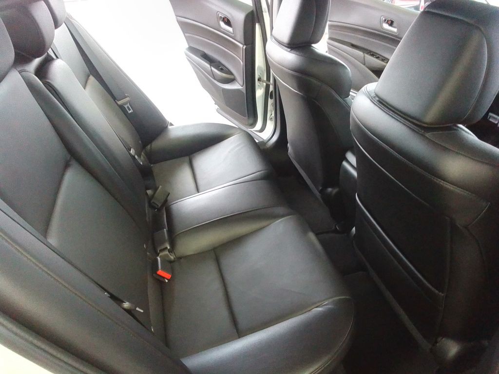 2018 Acura ILX Image 19