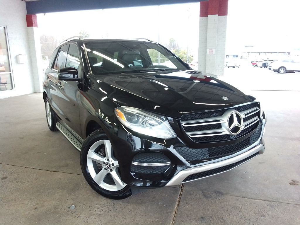 2016 Mercedes-Benz GLE-Class Image 2