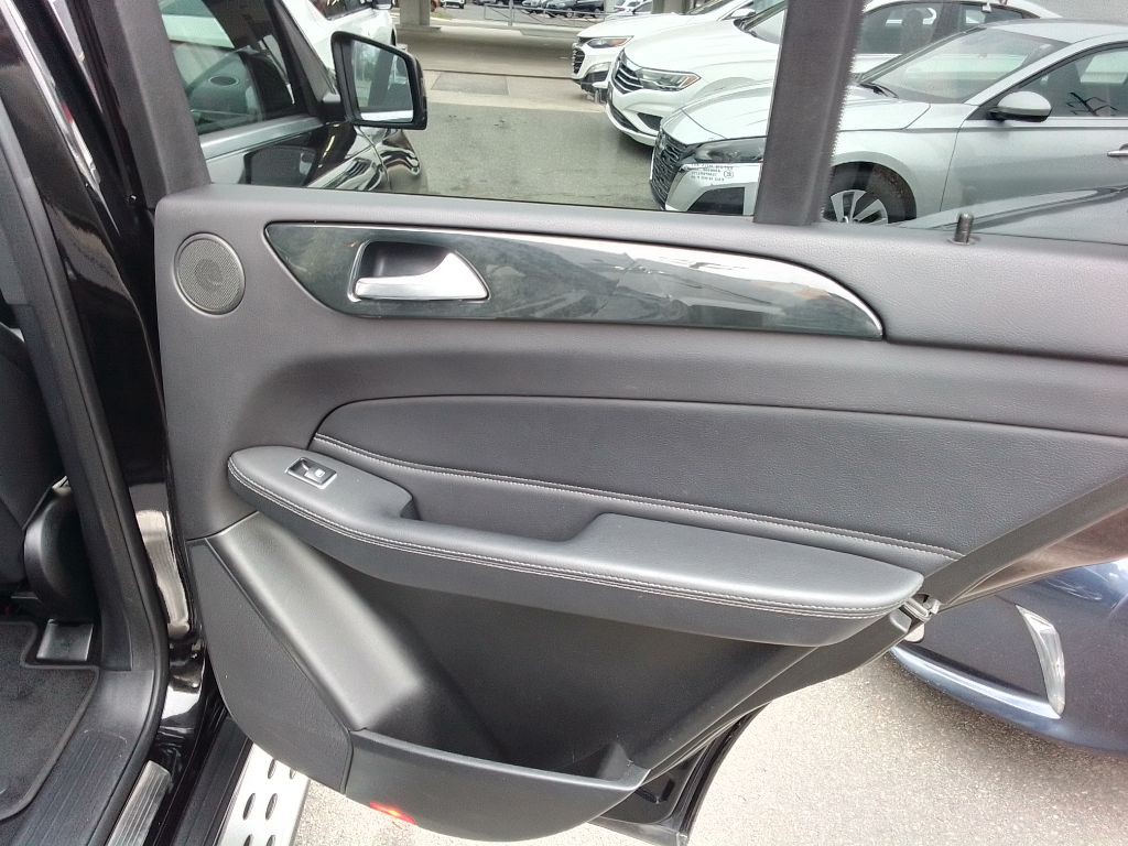 2016 Mercedes-Benz GLE-Class Image 23