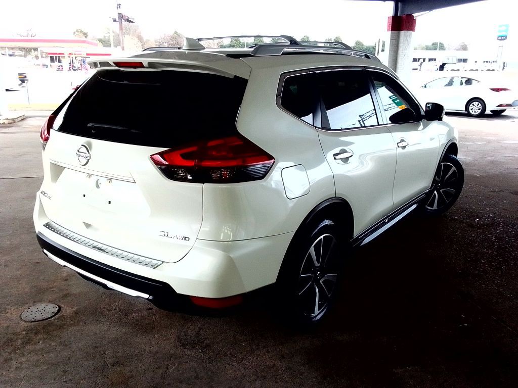 2017 Nissan Rogue Image 5