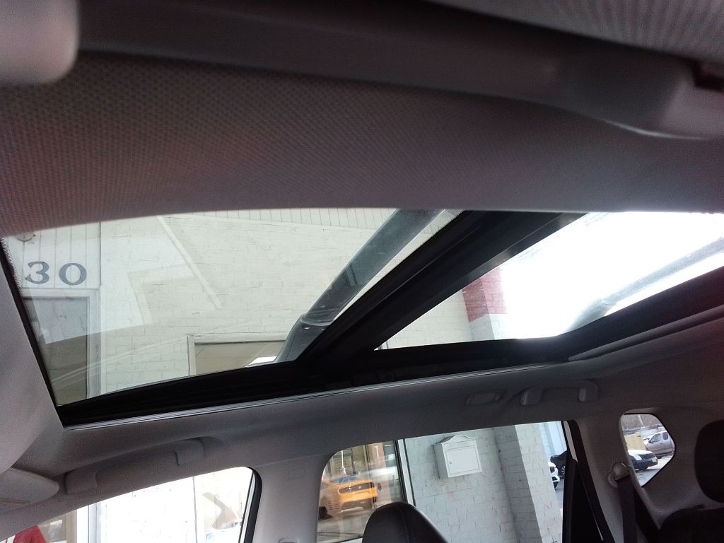 2017 Nissan Rogue Image 14