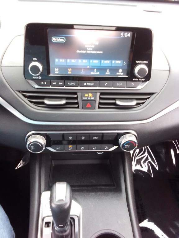 2023 Nissan Altima Image 9