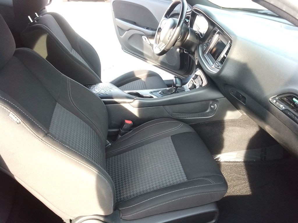 2021 Dodge Challenger Image 16