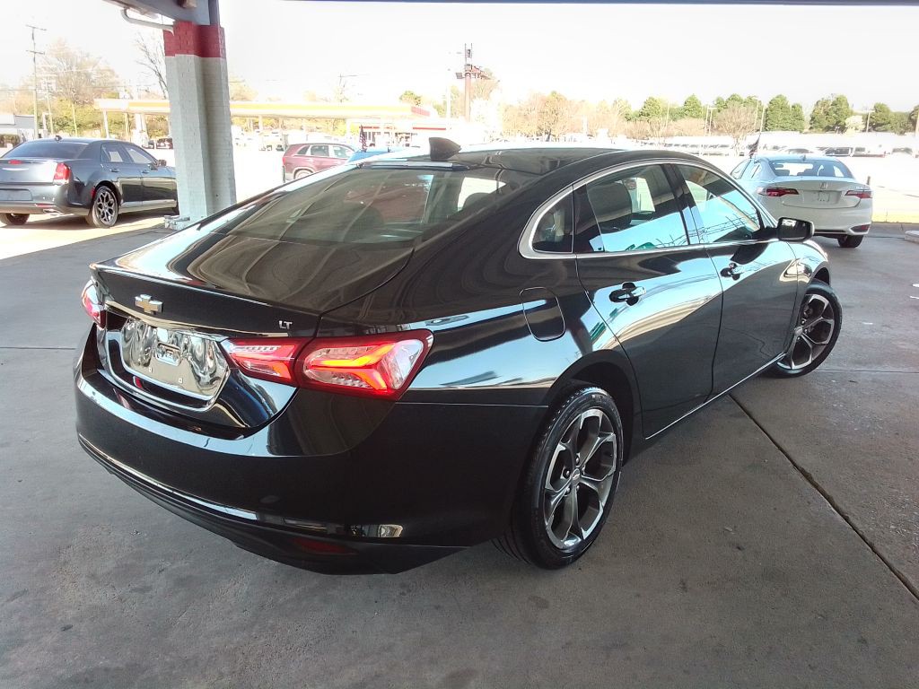 2022 Chevrolet Malibu Image 5