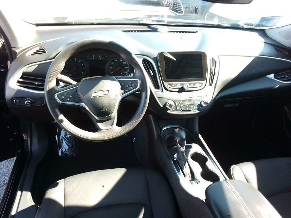 2022 Chevrolet Malibu Image 7