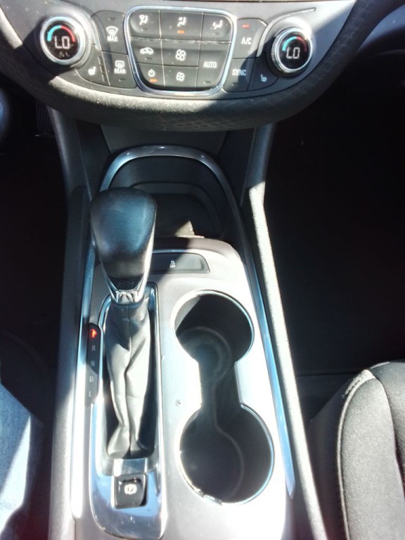 2022 Chevrolet Malibu Image 9