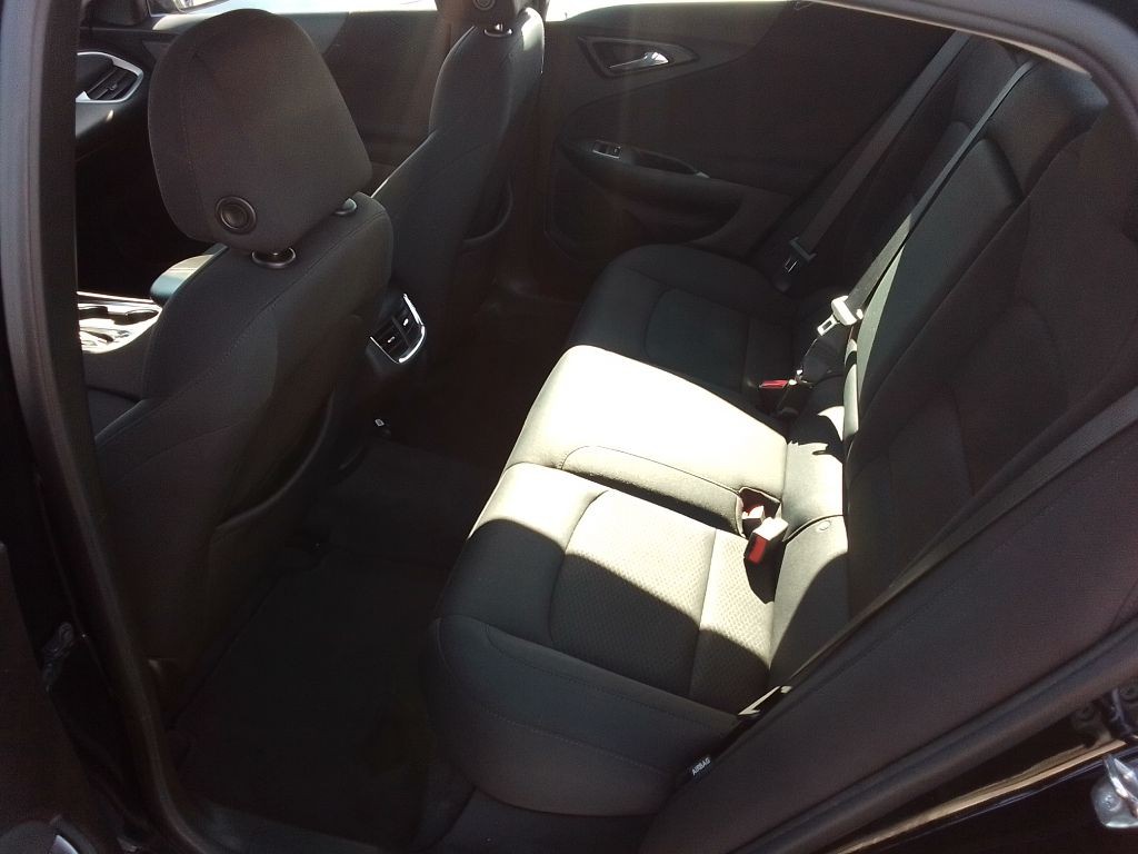 2022 Chevrolet Malibu Image 14