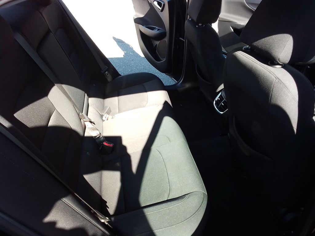 2022 Chevrolet Malibu Image 16