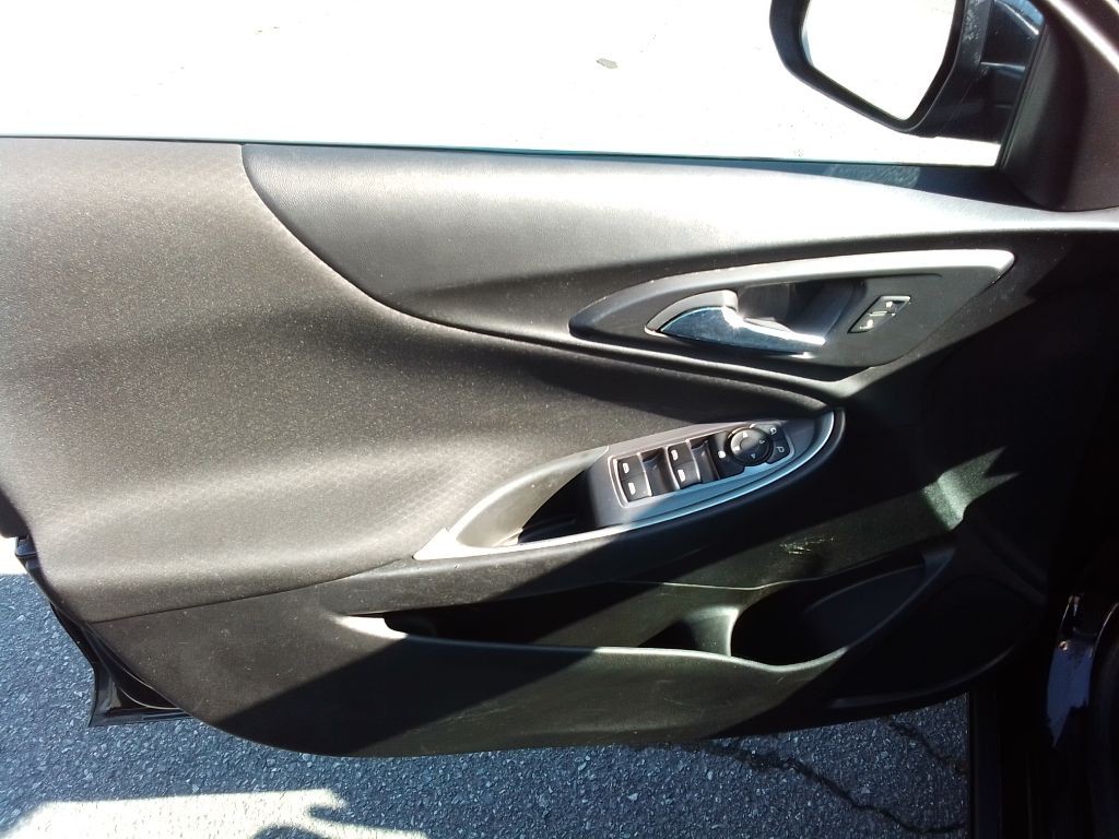 2022 Chevrolet Malibu Image 18