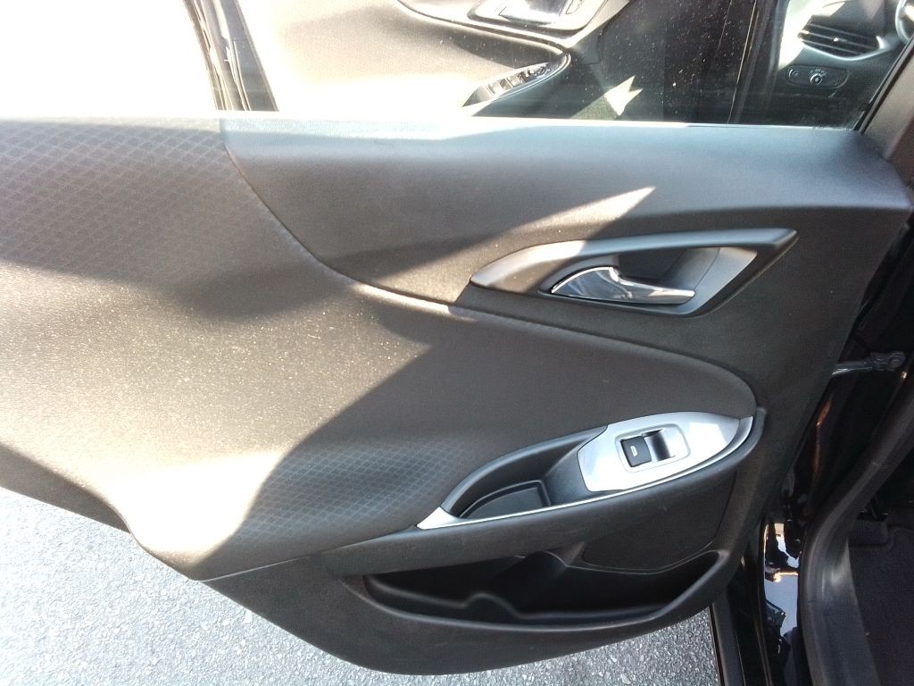 2022 Chevrolet Malibu Image 19