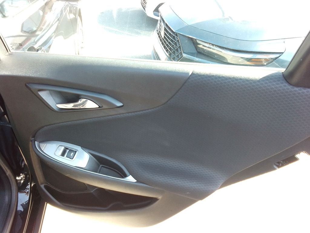 2022 Chevrolet Malibu Image 21