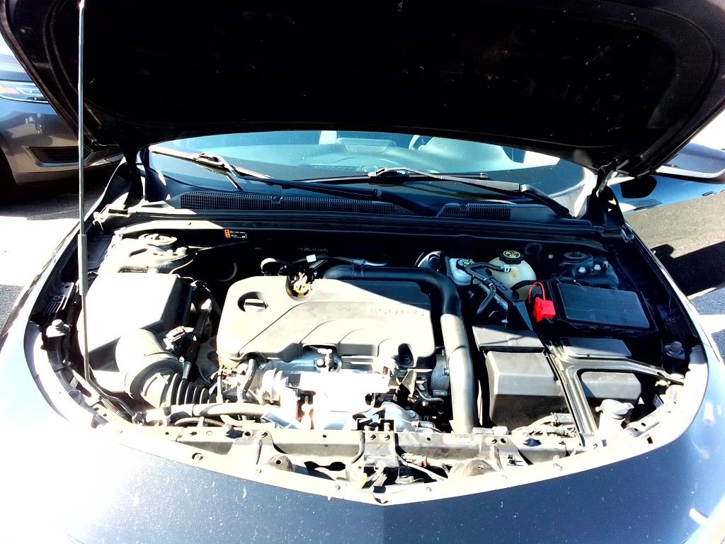 2022 Chevrolet Malibu Image 22