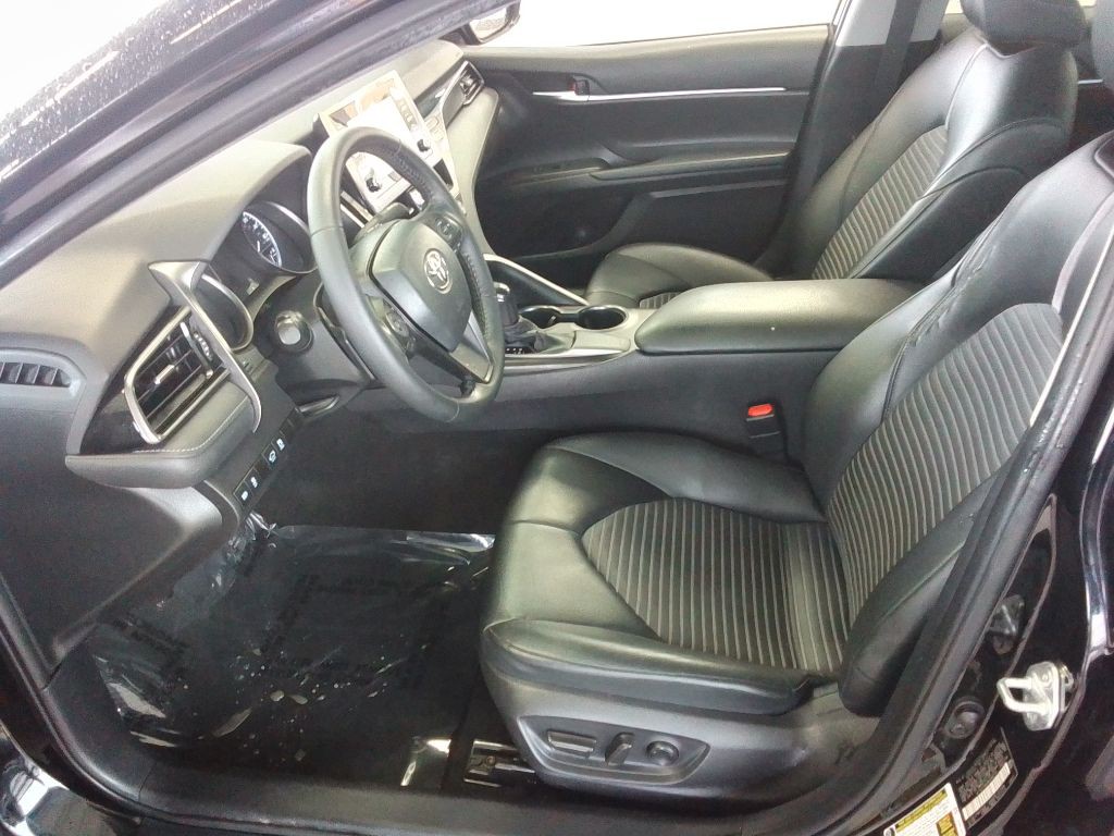 2021 Toyota Camry Image 12