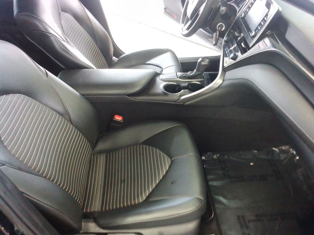 2021 Toyota Camry Image 14