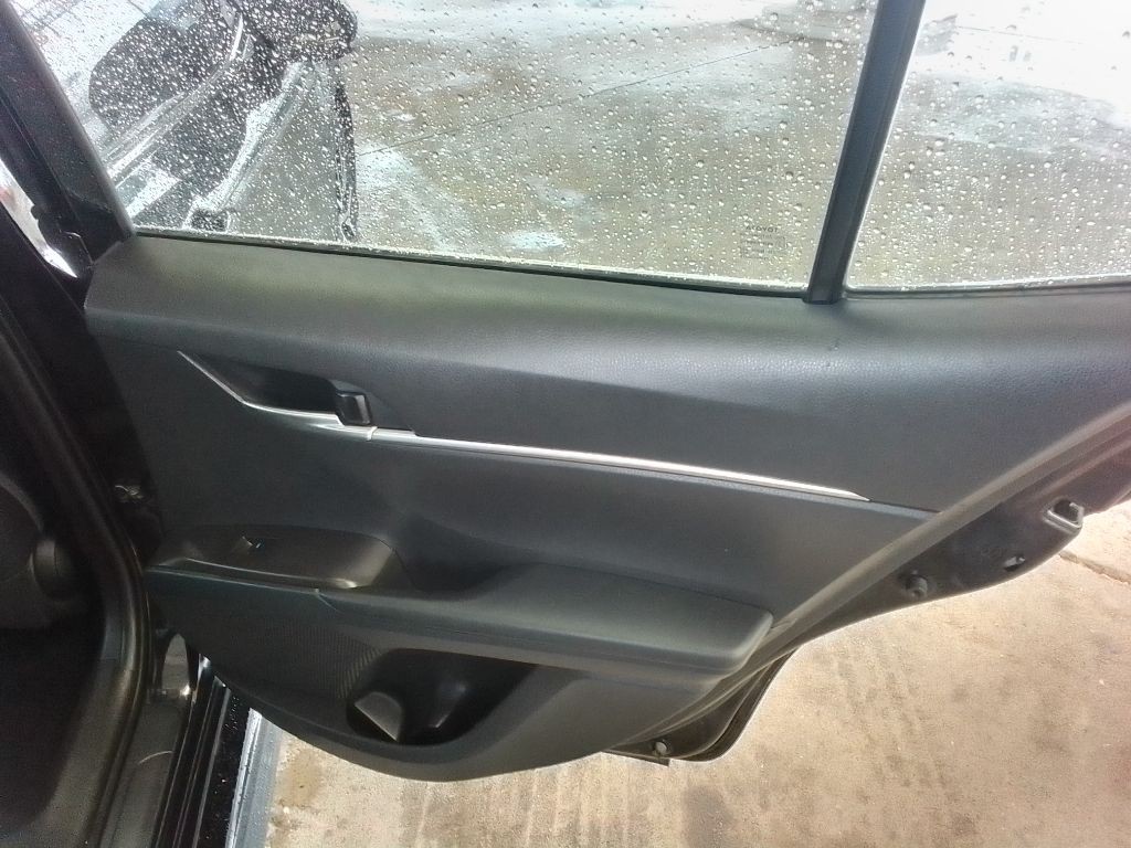 2021 Toyota Camry Image 20