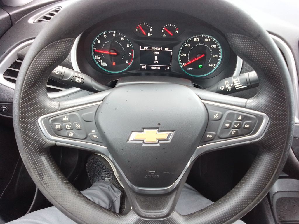 2023 Chevrolet Malibu Image 7