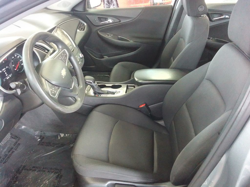 2023 Chevrolet Malibu Image 13