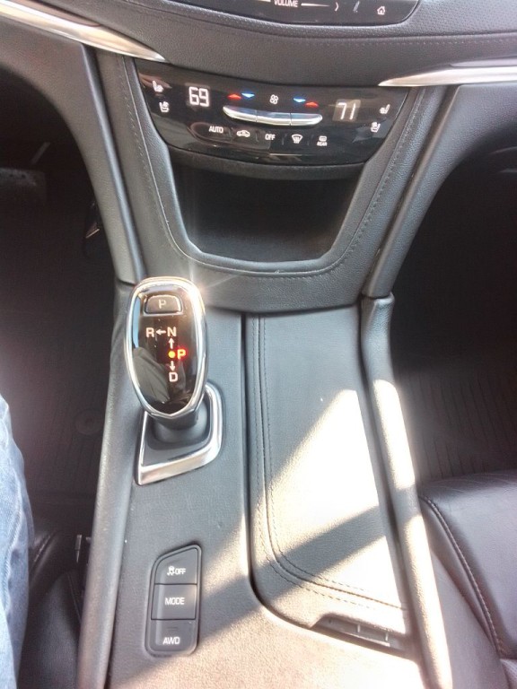 2018 Cadillac XT5 Image 9