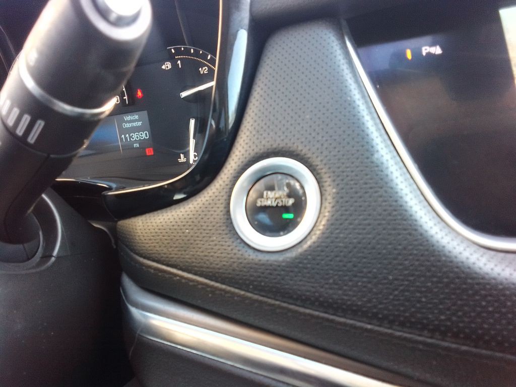 2018 Cadillac XT5 Image 10